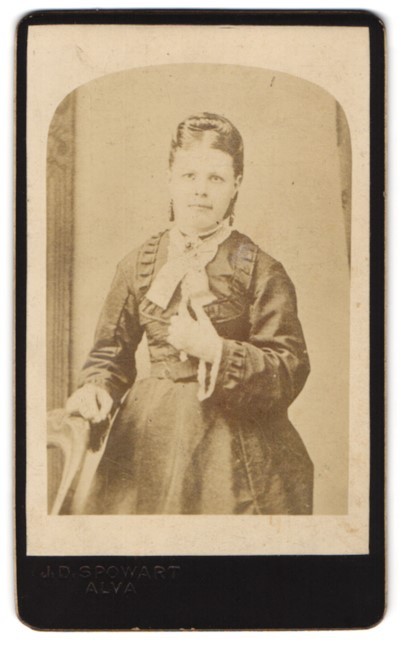 Photograph J.D. Spowart, Alva, lady posing in classy dress with scarf
