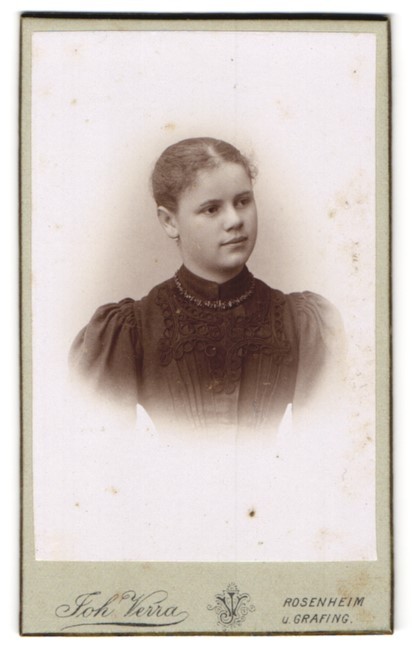 Photograph Joh. Verra, Rosenheim, Frühlingstr. 10, Portrait of a Young Woman