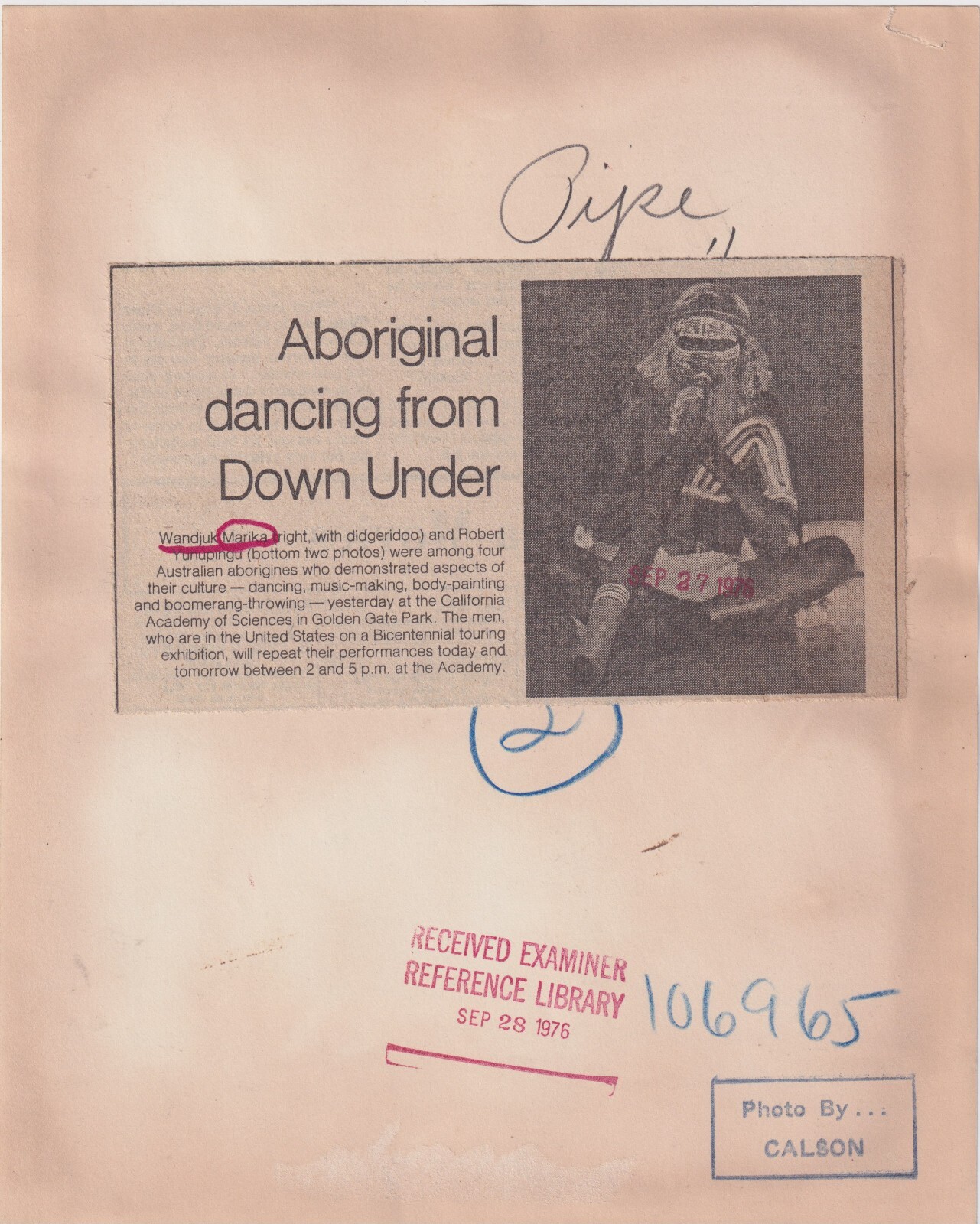 ABORIGINAL DANCING FROM DOWN UNDER * VINTAGE 1976 press photo MUSICIAN