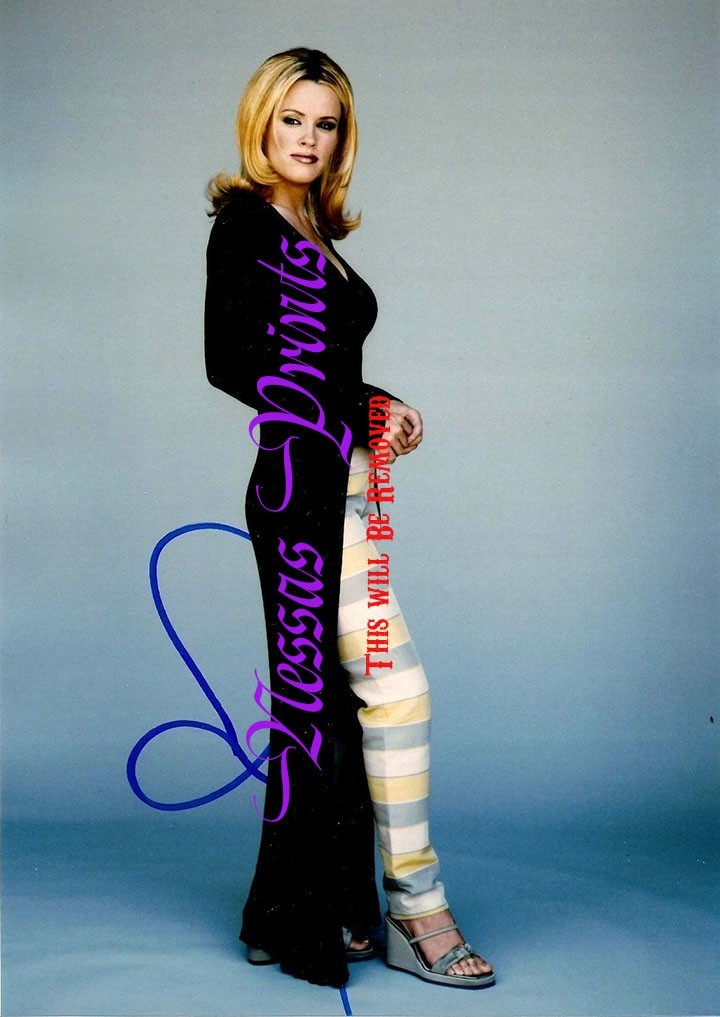 Jenny McCarthy Autographed/Signed Photo REPRINTS 10″x14″
