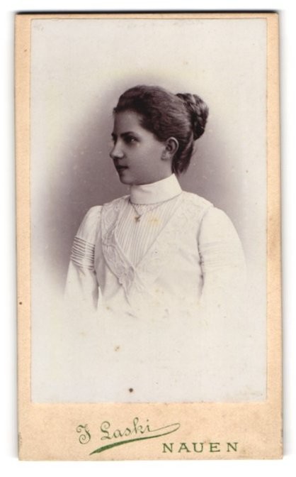Photography J. Laski, Nauen, Dammstr. 17, Young Woman In White Dress With High Top