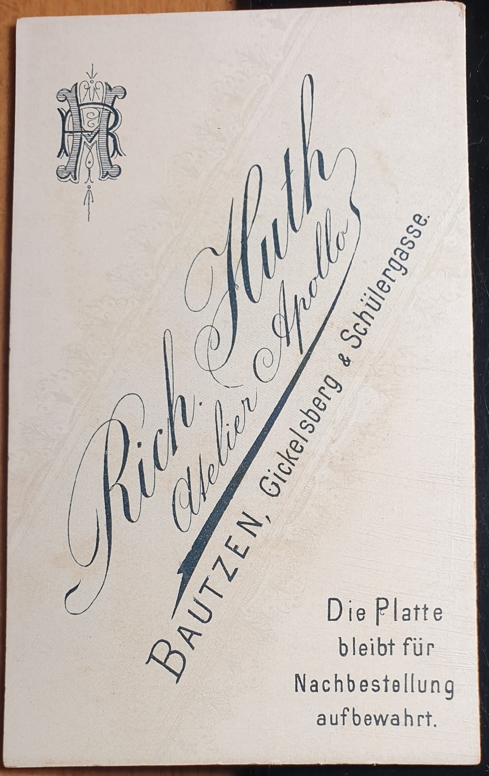 Standing Young Woman with Rose in Hand / CDV Atelier Apollo – Rich. Huth Bautzen