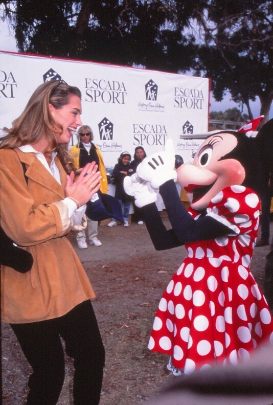 Dia Brooke Shields Celebrity Photo Agency 1996 KB Format Photographer P14-17-1-2