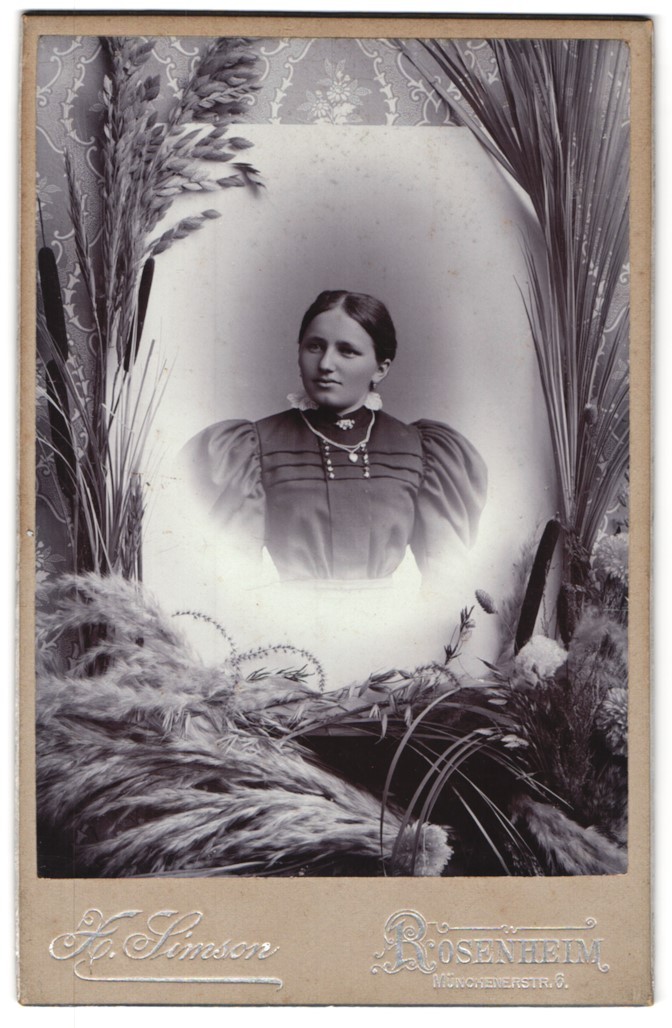 Photograph K. Simson, Rosenheim, Münchenerstr. 6, Portrait of a Woman with Flowers