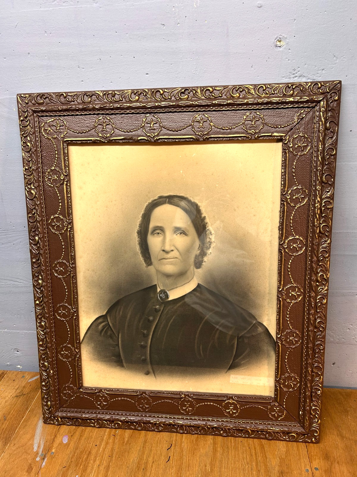 Antique Large Civil War Era Photograph in Ornate Embossed Brown Gold Toned Frame