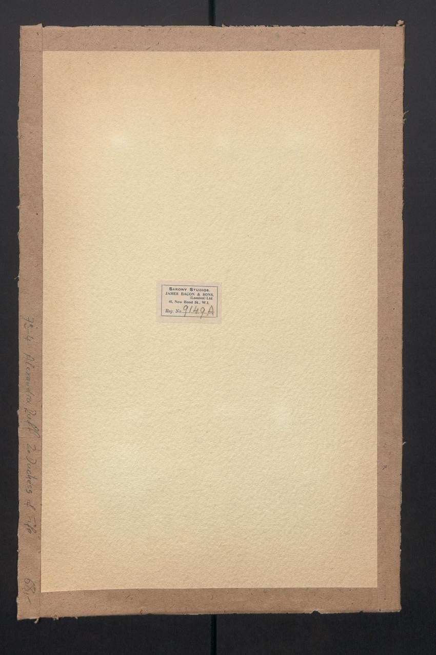 Photograph James Bacon & Sons, London, 41 New Bond St., Portrait Alexandra Duff