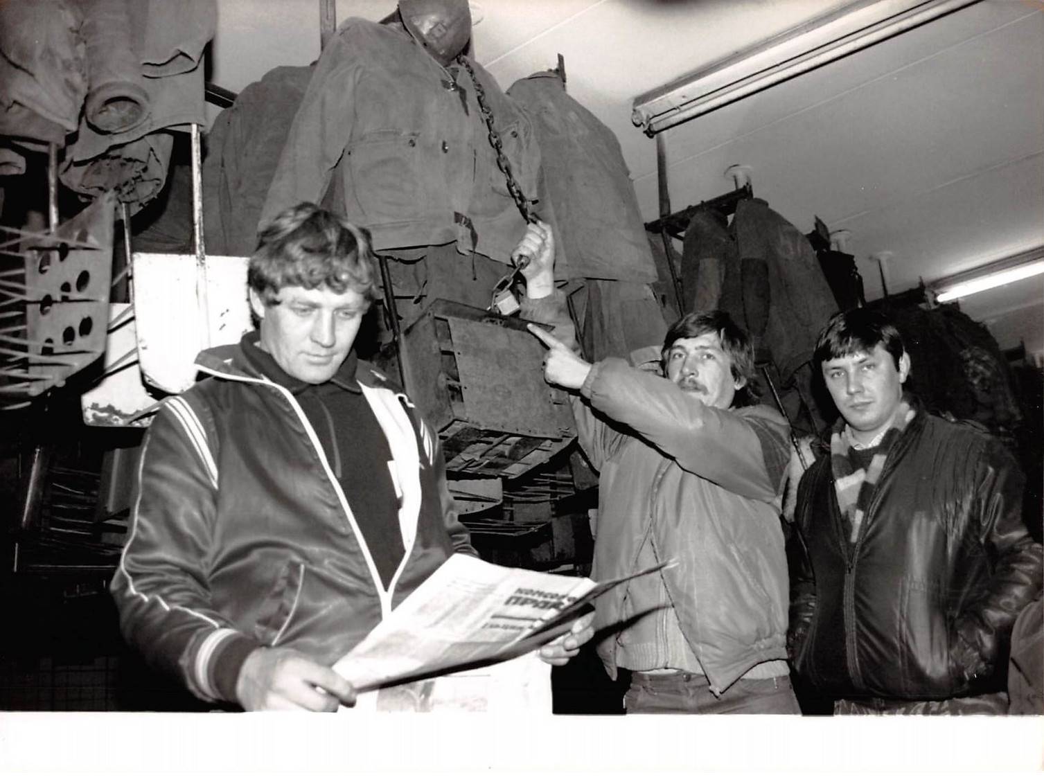 Press Photo AM21195 Approximately 24×18 Cm Donetsk Ukraine Minors