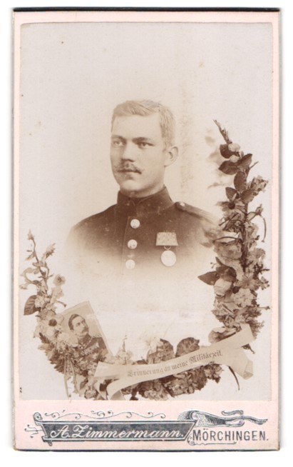 Photograph A. Zimmermann, Mörchingen, soldier in uniform Rgt. 17 with medals in Pa