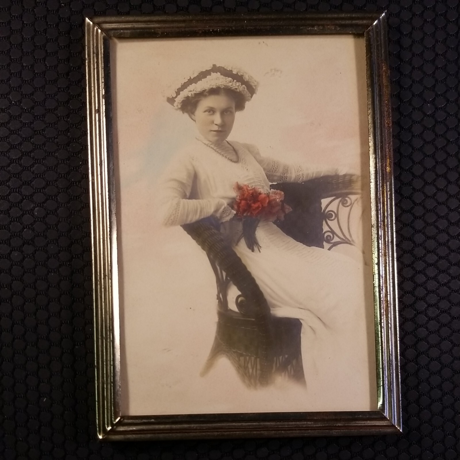 Selective Color Framed Vintage Photo Sotting Lady Holding Roses 5 x 7.5″ in.