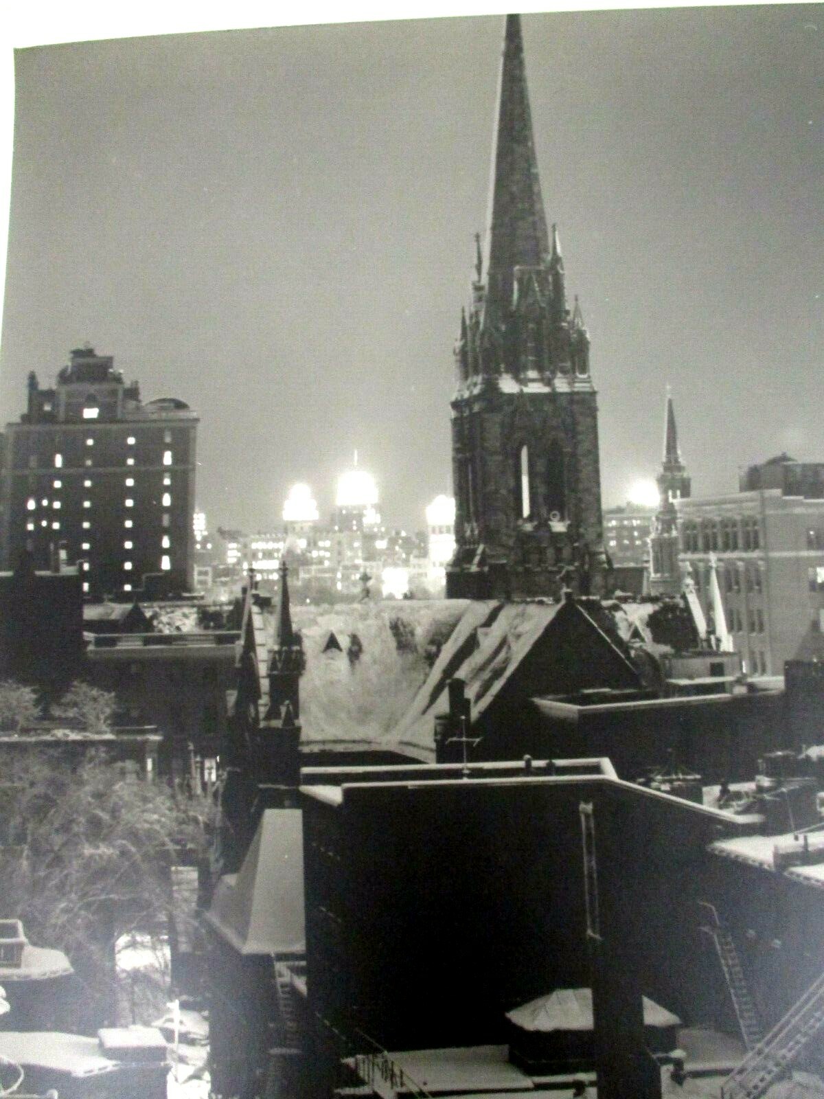 L. WHITNEY STANDISH PHOTOGRAPH of NEW ENGLAND CHURCH IN CITY ~ VINTAGE ORIGINAL