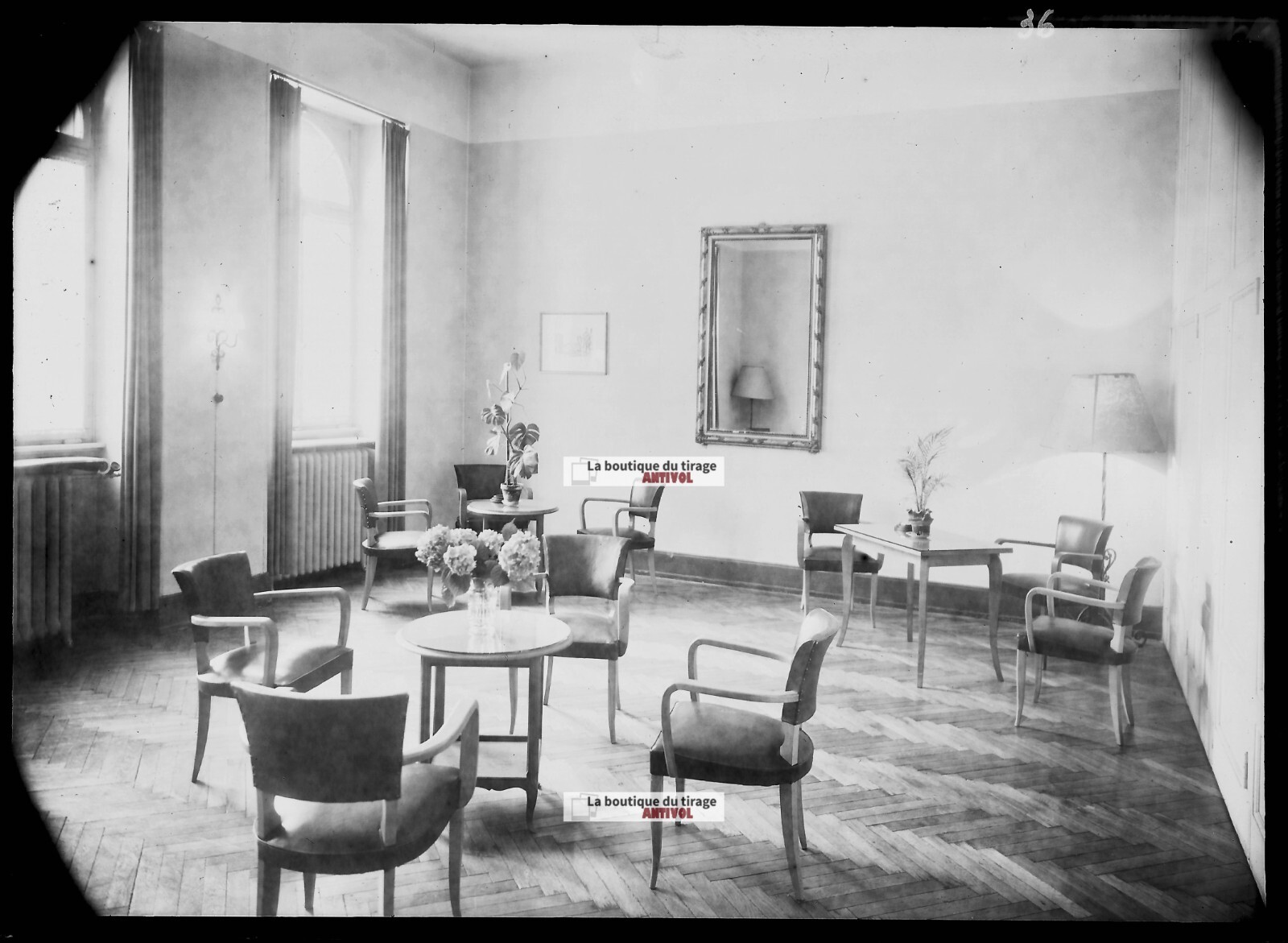 Vintage Black And White Photo Glass Plate Negative 13X18 Cm Antique Living Room