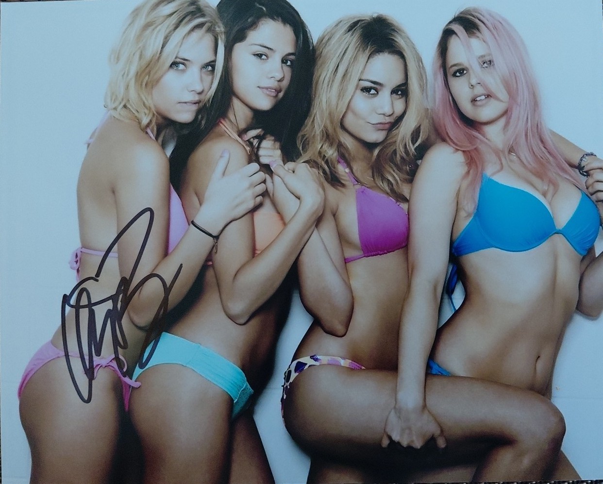 ASHLEY BENSON * Actress, Spring Breakers Hand Signed 8×10 Autograph COA
