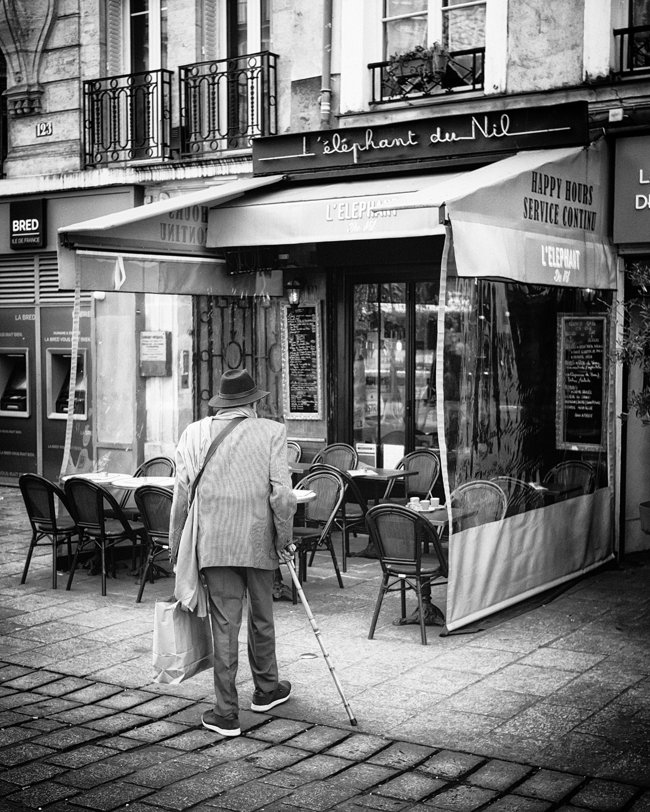 Fine Art Photography 5×7, 8×10, 11×14, 16×20 – Paris, France Street