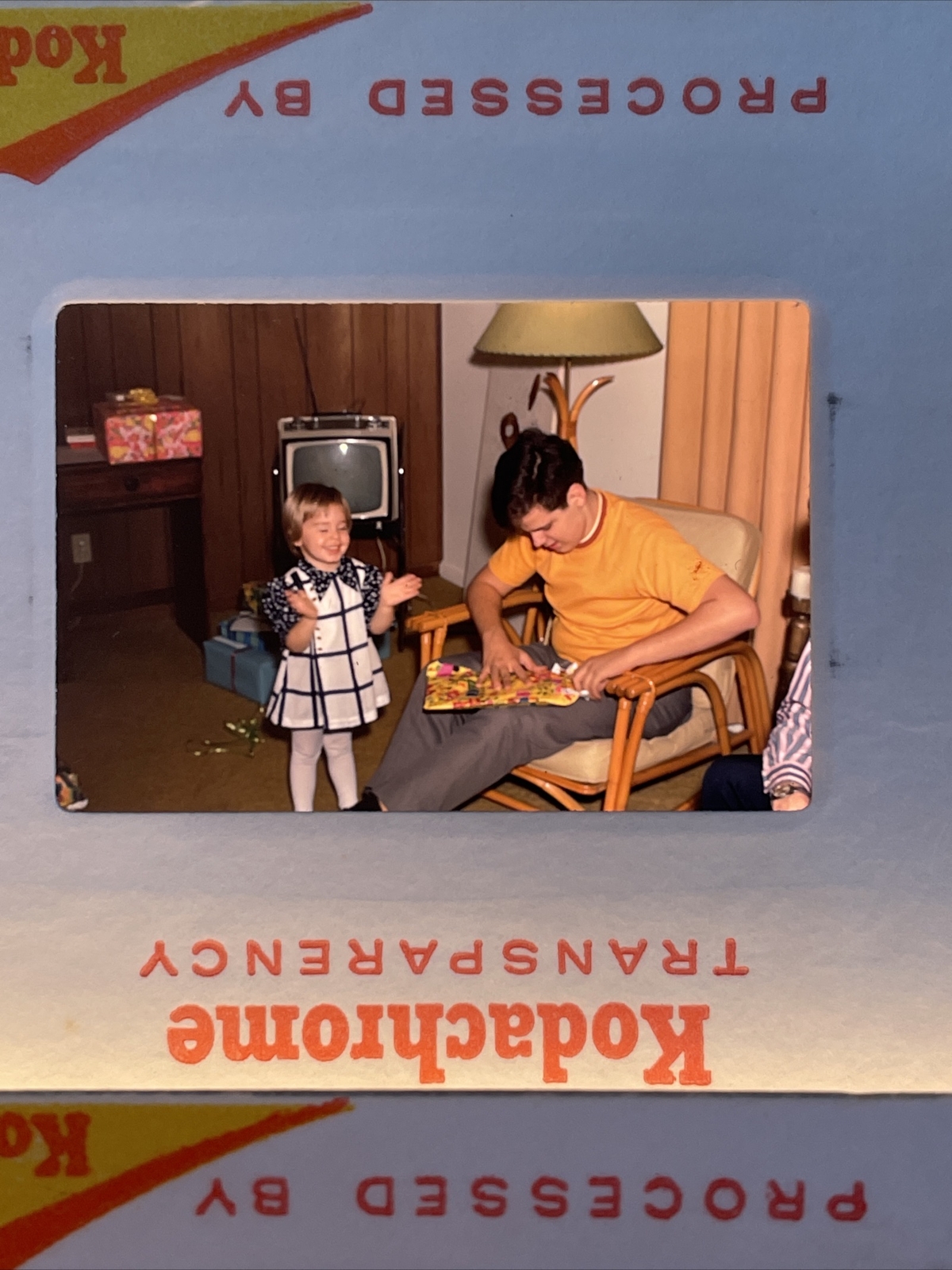 Lot Of 26 Kodachrome Family Vacation Kids Christmas Amateur 35mm Color Slides