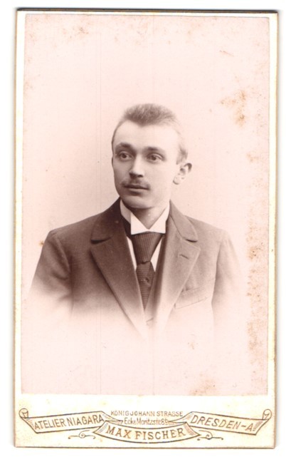 Photograph Max Fischer, Dresden, König Johann Straße, portrait of a young man