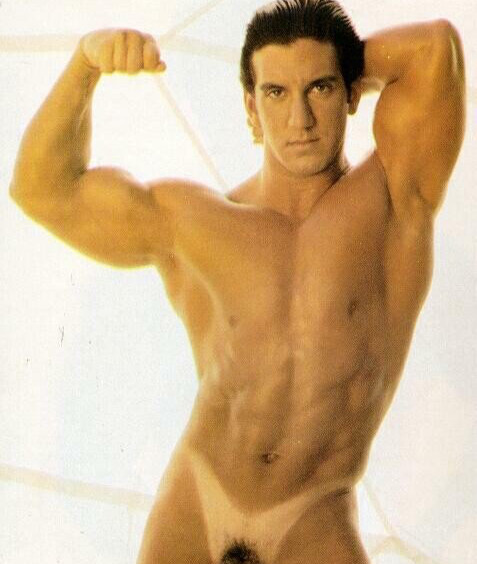[Z102] Male Model Full View Showing Off Body To Viewer Fine Art Hunky Physique