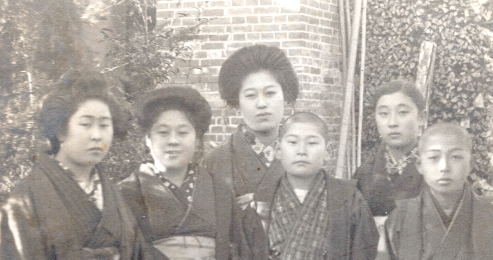 CAB Photo Japan Kimono Bonsai c. 1920 Samurai Children Cabinet Card Cabinet Card