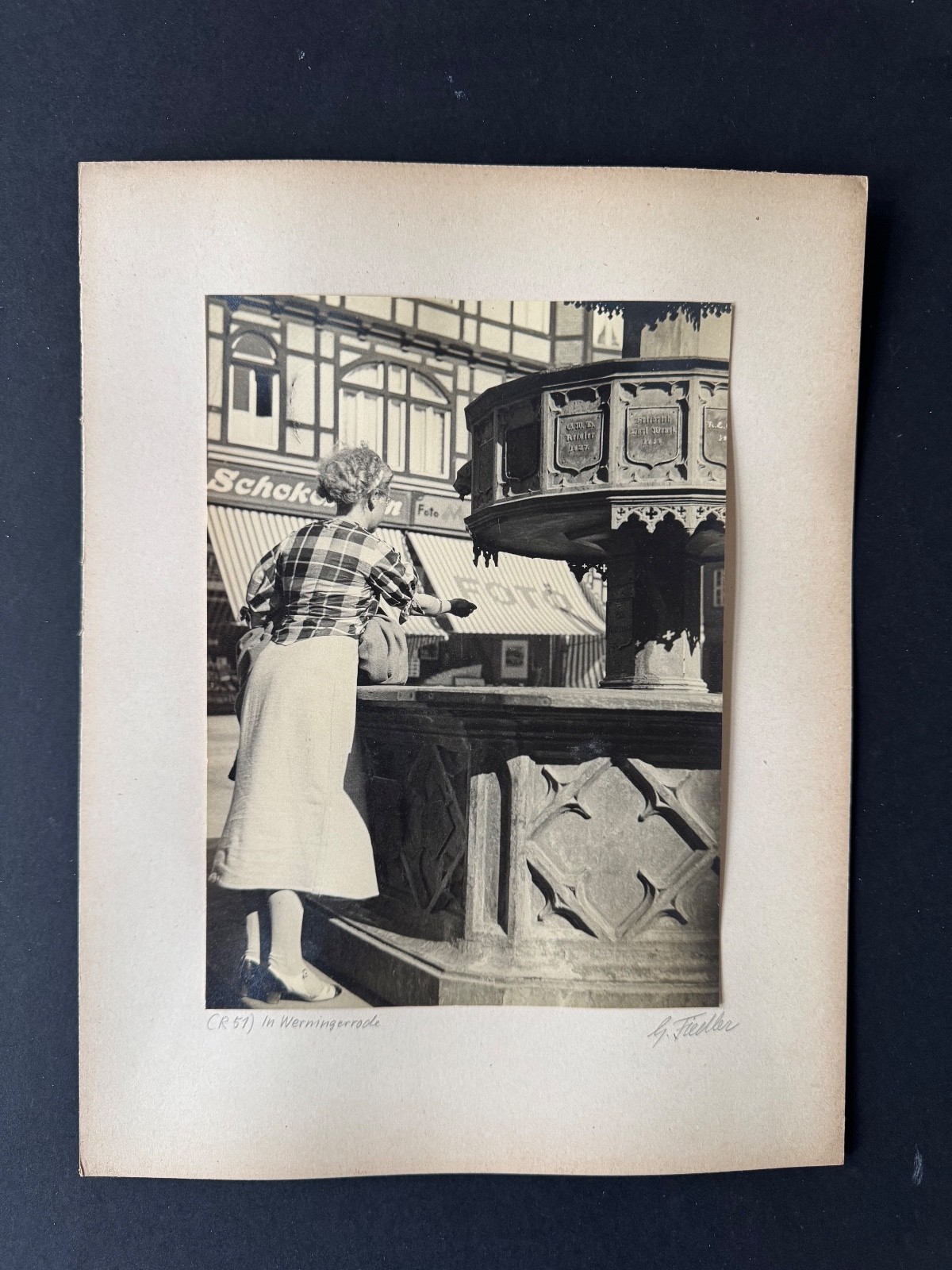 Vintage photograph Wernigerode town hall fountain signed Georg Fiedler (11)