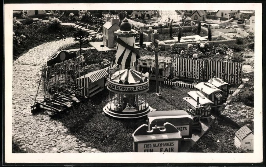 Photograph Miniatland with hype Fred Slaymakers, funfair models