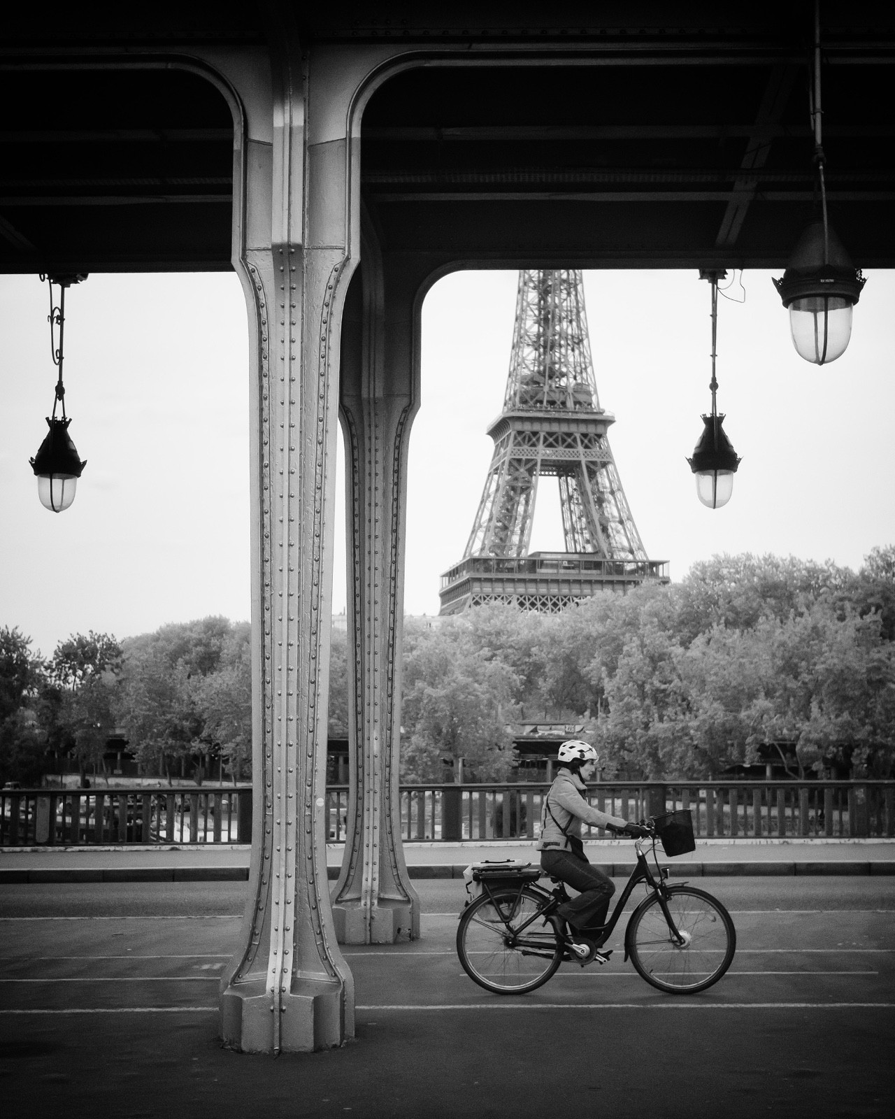 Fine Art Photography 5×7, 8×10, 11×14, 16×20 – Paris, France Eiffel Tower