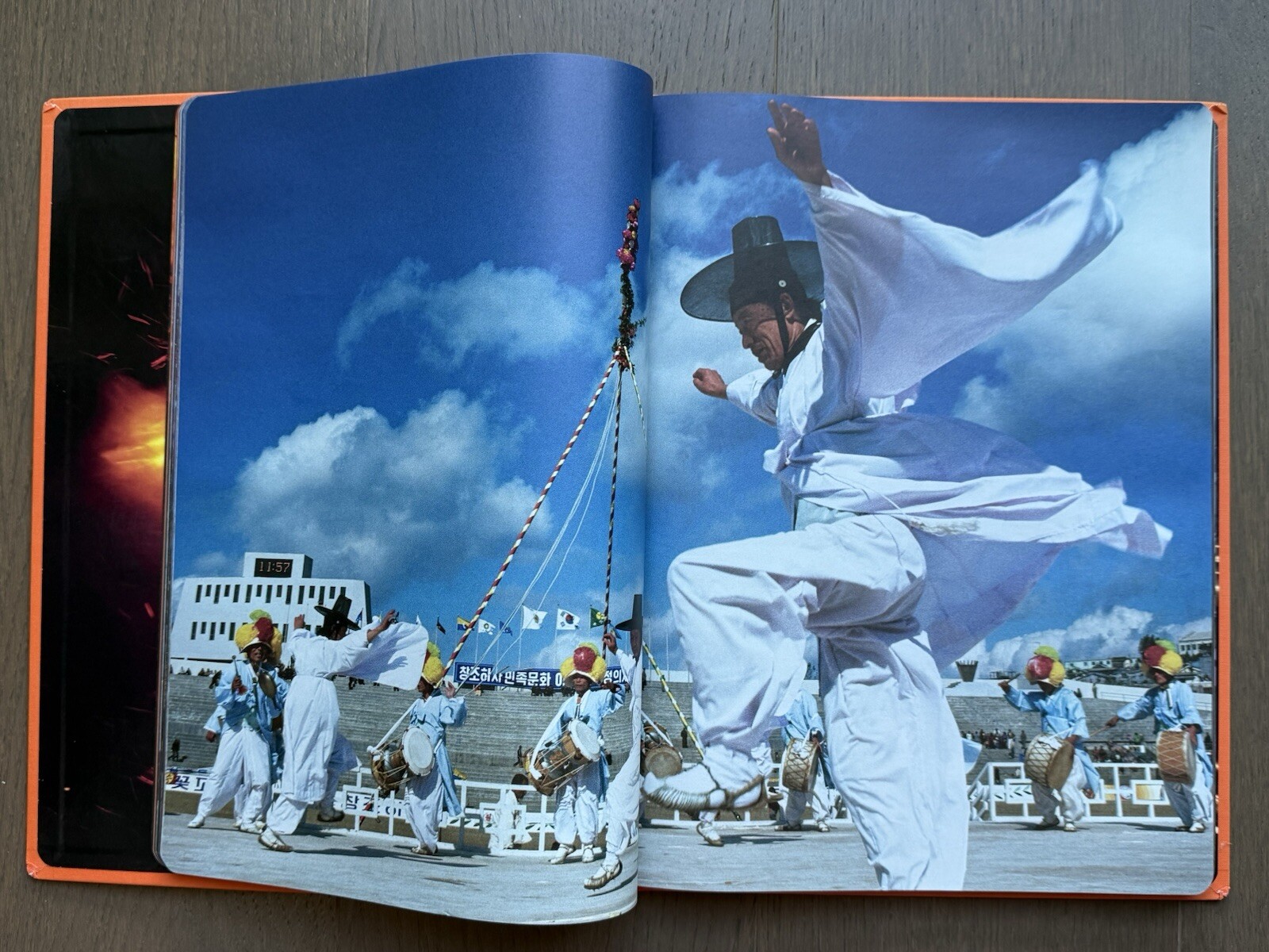 🎈Kishin Shinoyama – SILK ROAD, LOUIS VUITTON Special Lim Ed, 2018 Super RARE!