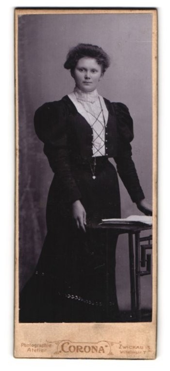 Photography studio Corona, Zwickau i. S., Wilhelmstr. 7, boy lady in dress mi
