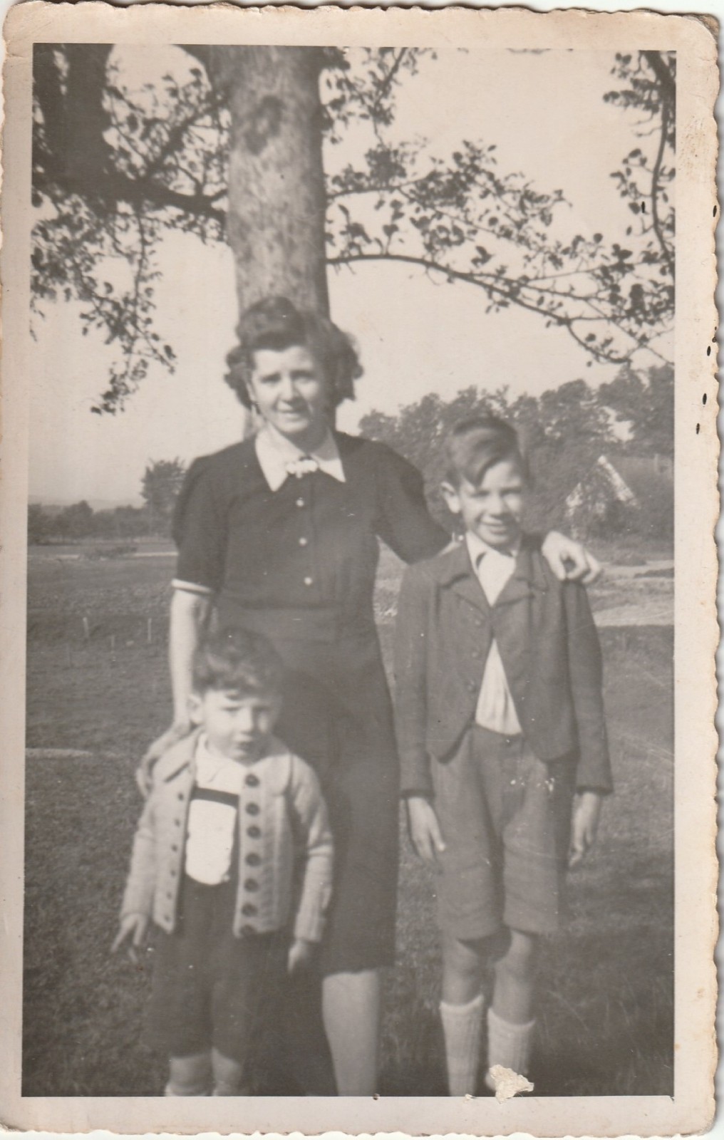 Photo Postcard Mother with Sons 1947 Fashion Snapshot