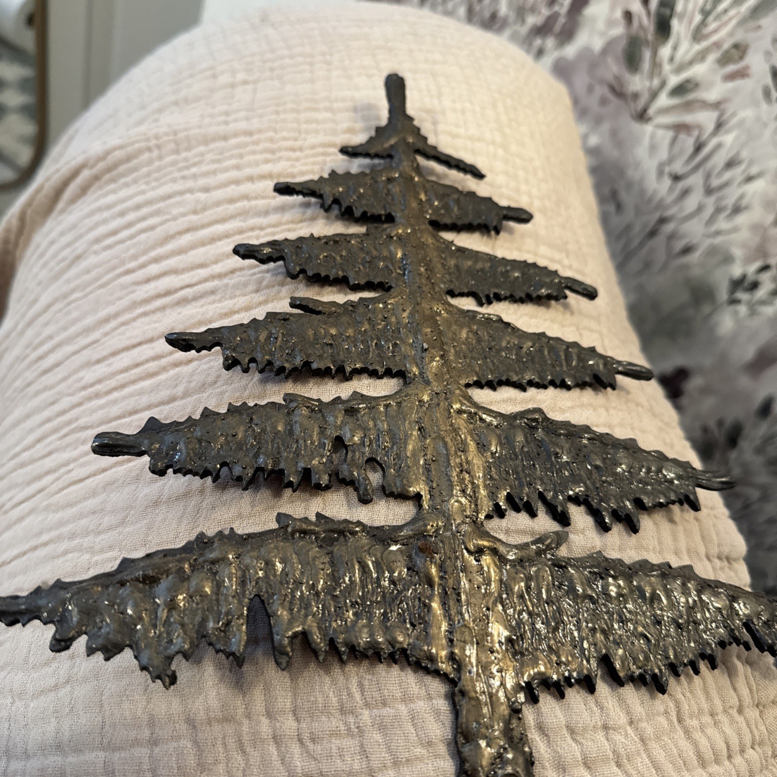 LARRY LEWIS wall hanging Tree Rustic Bronze/Copper look approx size 14×9.5 in.