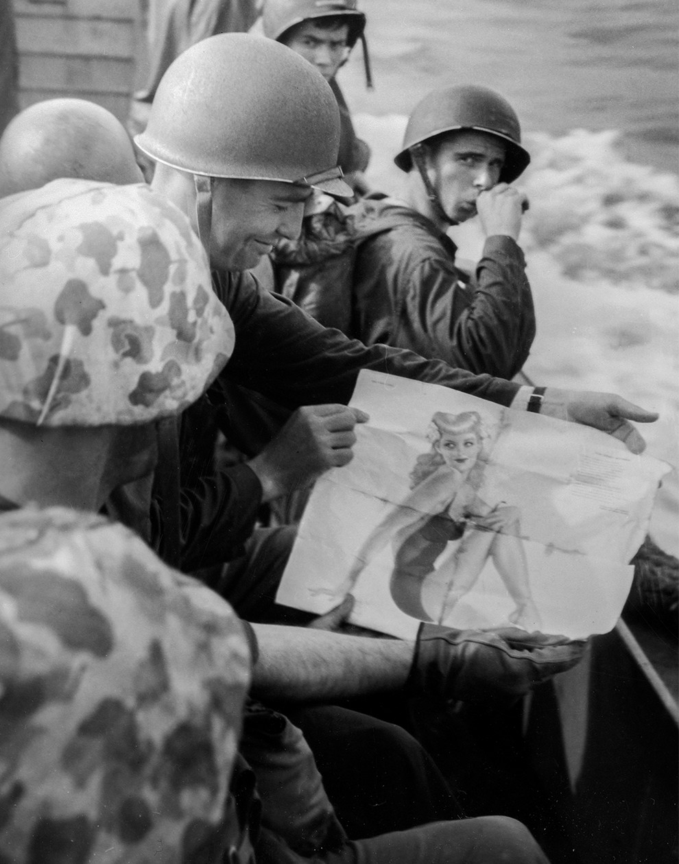 Marine holding pin-up Photograph Print 11″x14″