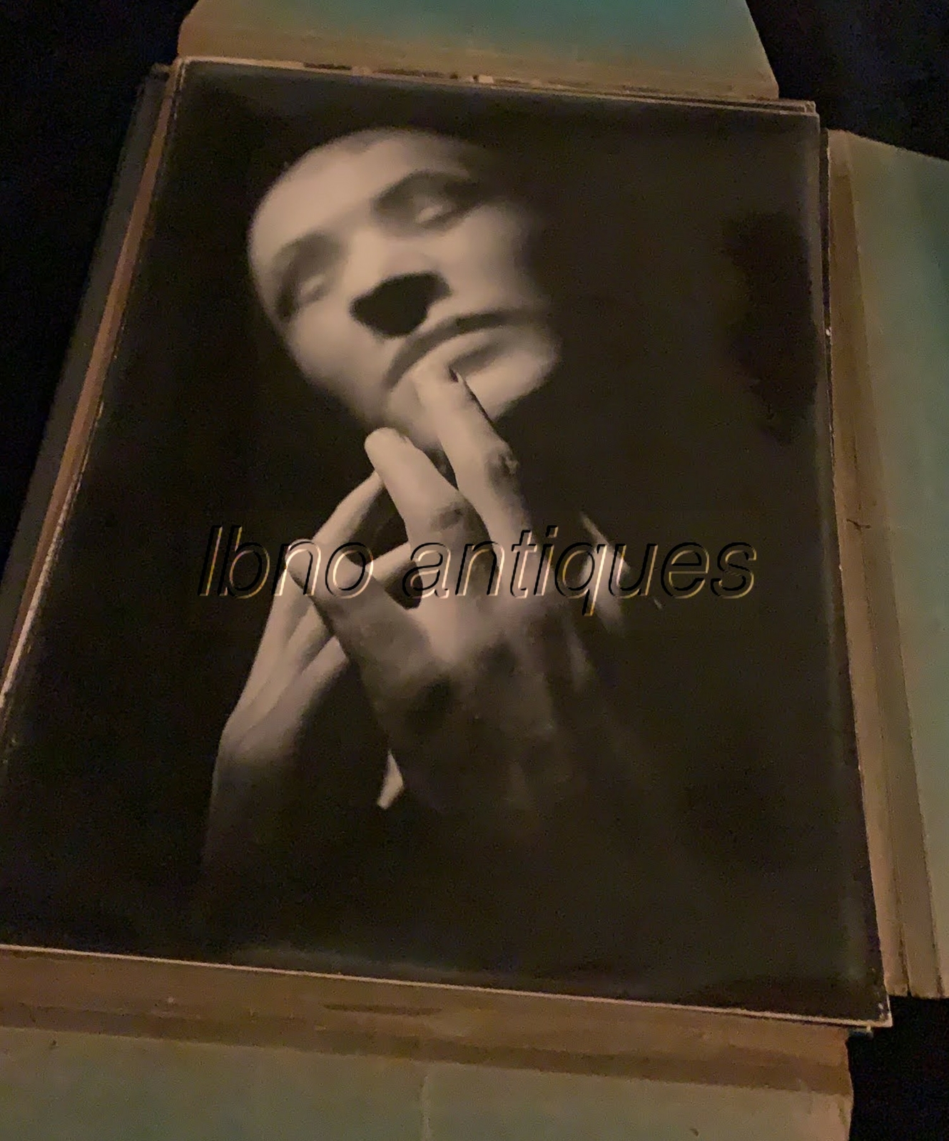 1960s PHOTOGRAPHER PORTFOLIO / 15 GELATIN SILVER PRINTS 16″ X 11″. STAMPED