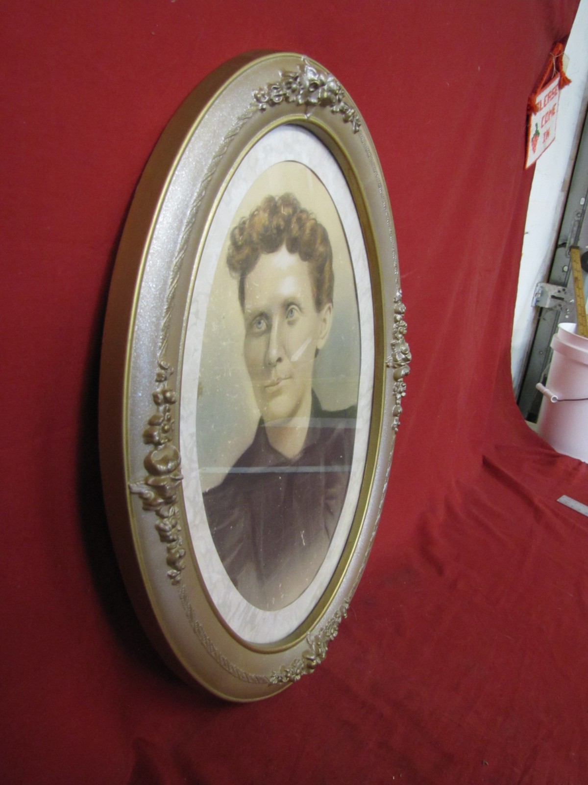 Beautiful Oval Framed Antique Portrait of a Woman