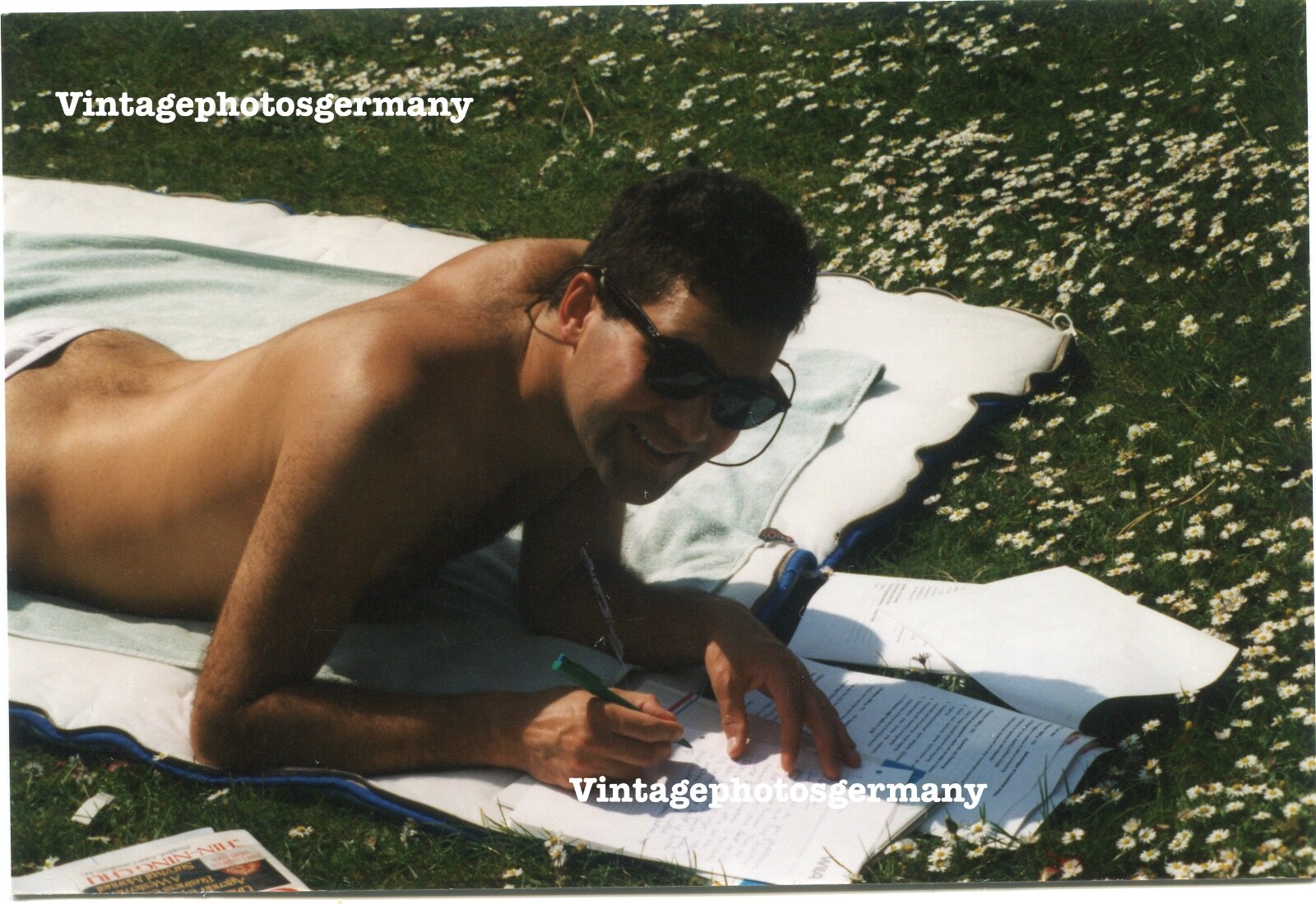 D6513 photo 1970s nude man outdoor nude gay interest LGBTQ