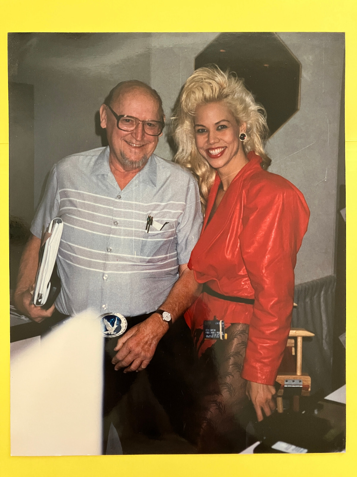FAN WITH RED JACKET PORN STAR – COLOR 8×10″ photo , 1980s Amateur Art Model