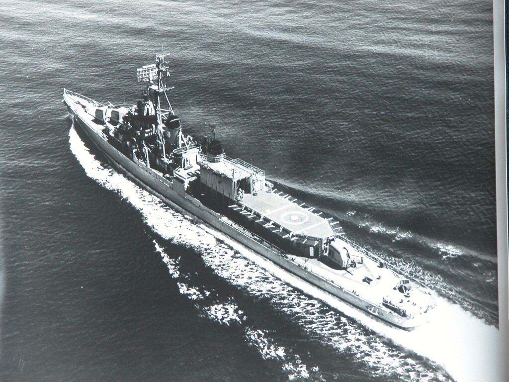 Vtg 1940s HAZELWOOD (DD-531) Navy Ship Destroyer Photograph Press Release