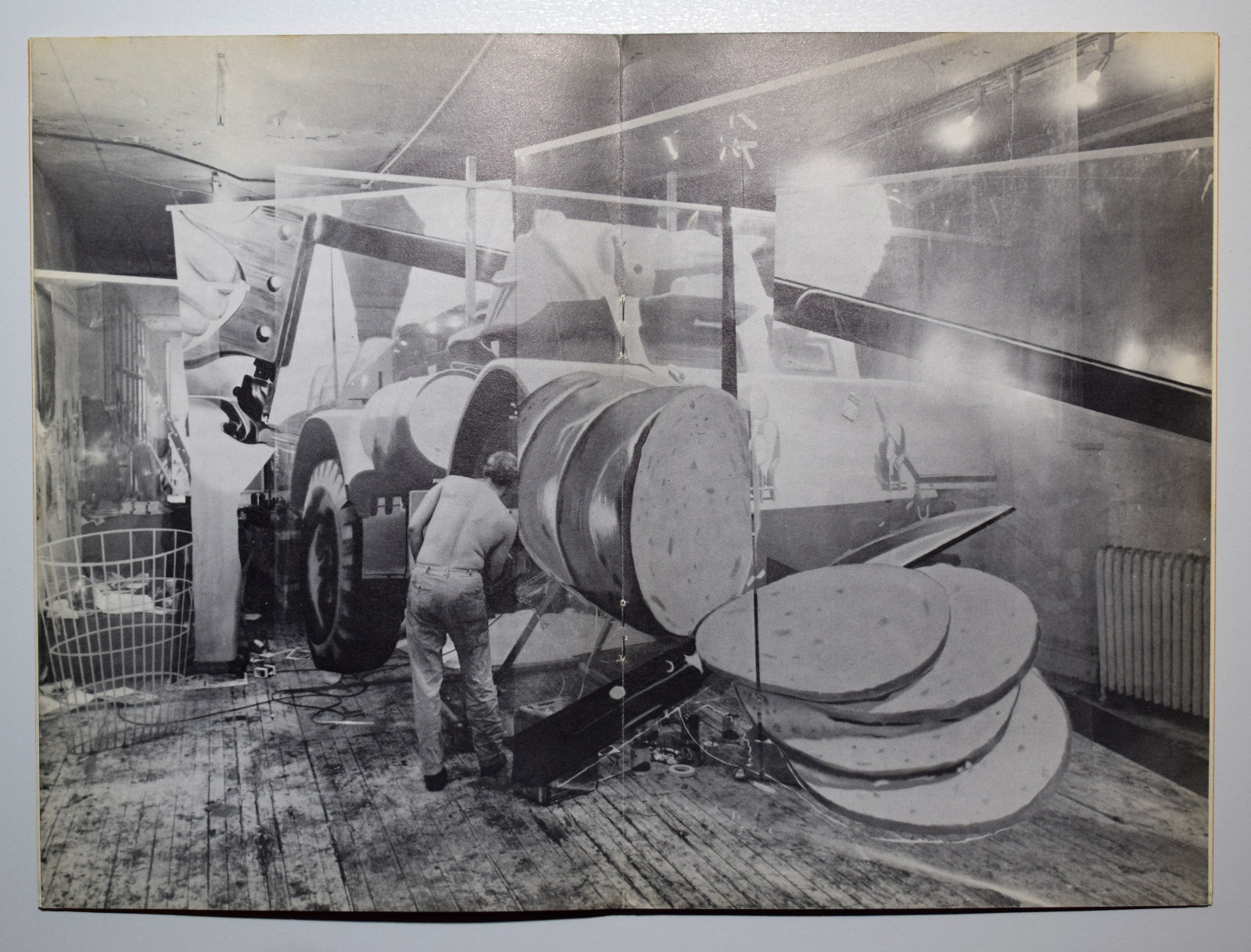 James Rosenquist. Galerie Ileana Sonnabend, Paris 1968