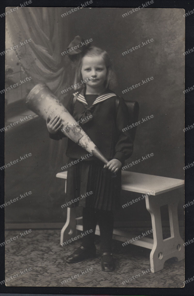 Vintage Photo-First School Day-First Day of School-1920/30-Cute Girl-Sweet