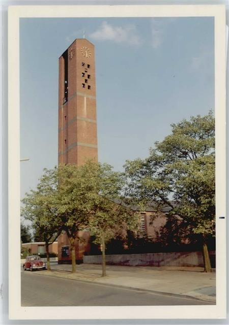 50760728 – 2000 Garstedt Church