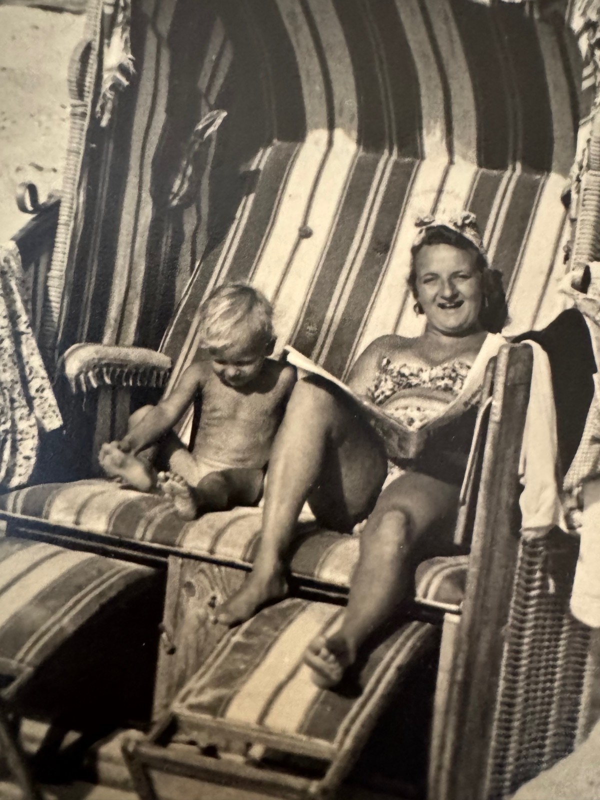 Original Photo Kölpinsee Usedom Beach Chair Summer 1939 (17.8 x 13 cm)