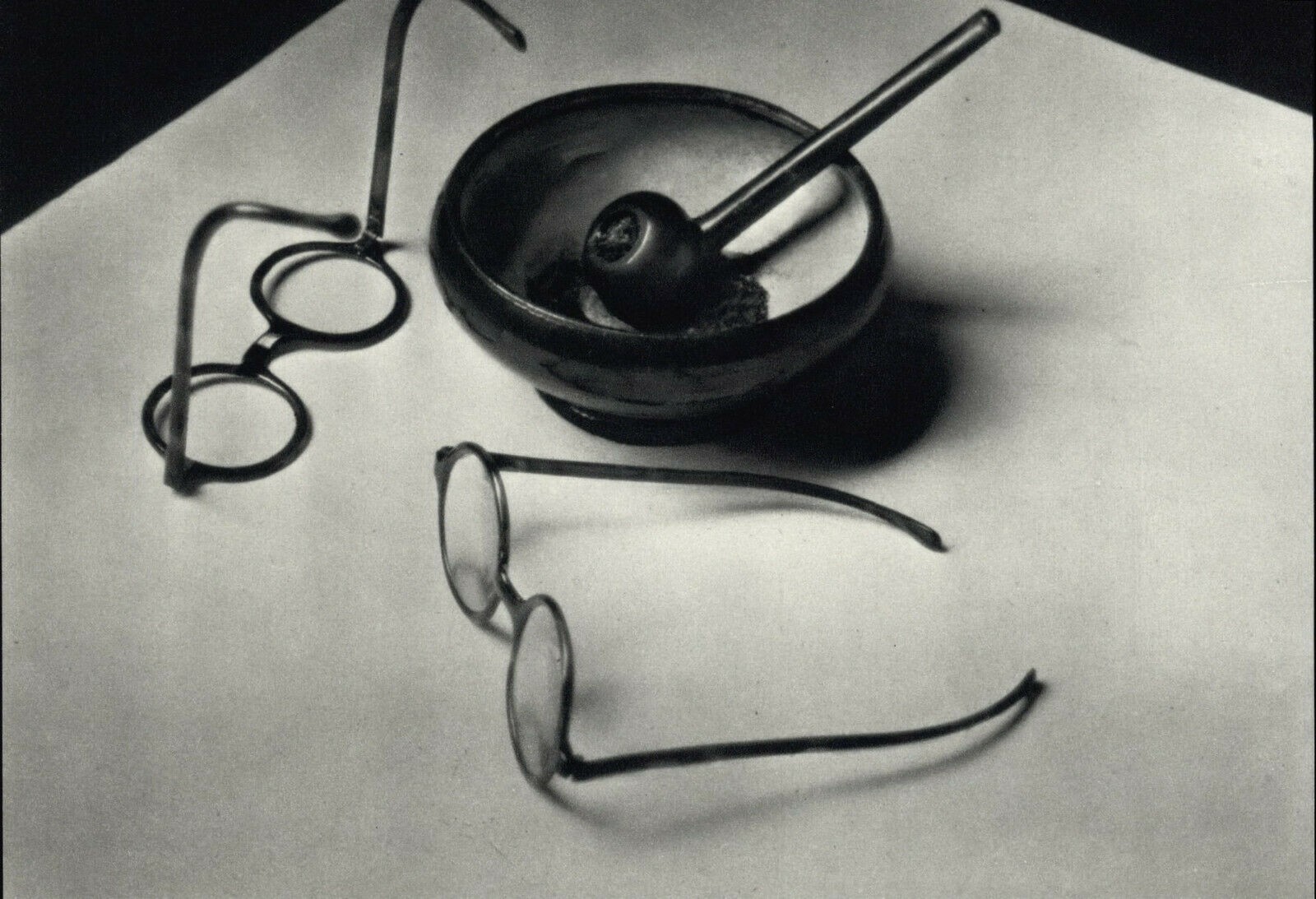 1926 1972 Andre Kertesz Mondrian’s Glasses & Pipe Paris Art Photo Photogravure