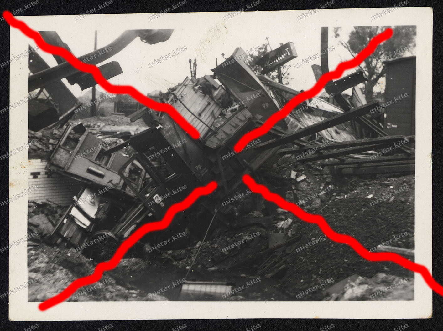 Photo-Wreschen-Września-Poland-destroyed-station-Stuka-meet-September-193-10