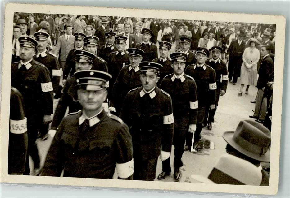 10713131 – Armbands Military Police? politics