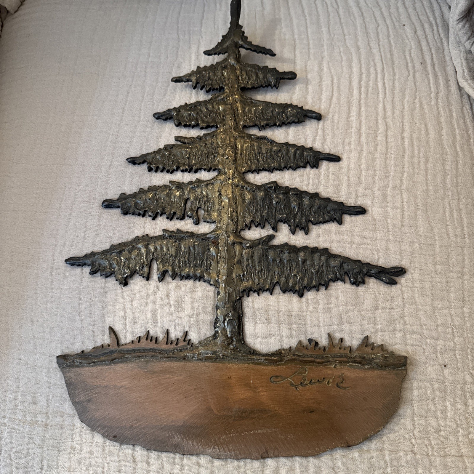 LARRY LEWIS wall hanging Tree Rustic Bronze/Copper look approx size 14×9.5 in.