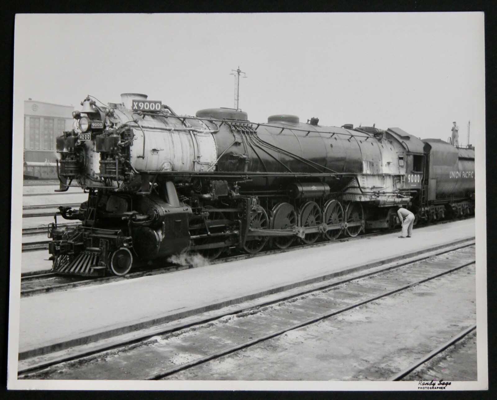 UNION PACIFIC X9000 Locomotive 8×10 Photograph Vtg 50s Railway Railroad Station