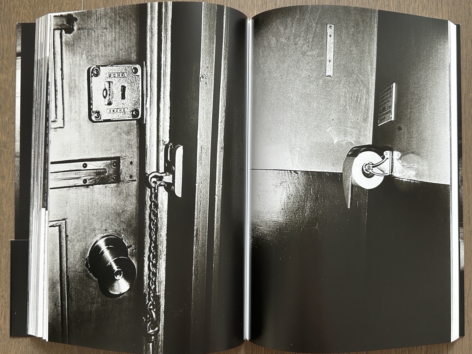 🎈NEW! Daido Moriyama – Memories of Light, Shimane Art Museum (Shimane, Japan)