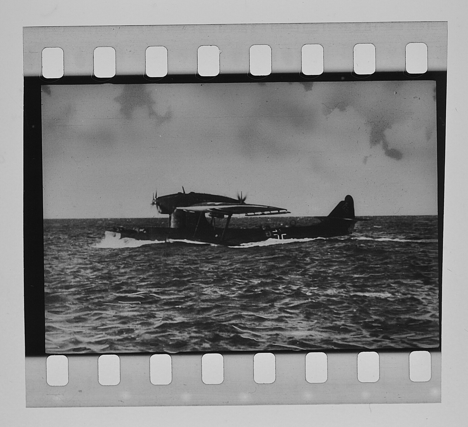 Old Slide Celluloid Film 4×3.5 cm – Seaplane Aircraft