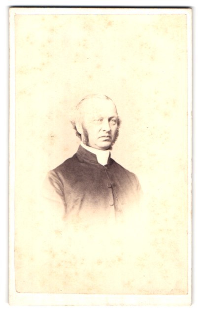 Photograph A. & J. Bool, London Pimlico, 86, Warwick Street, Portrait Charming