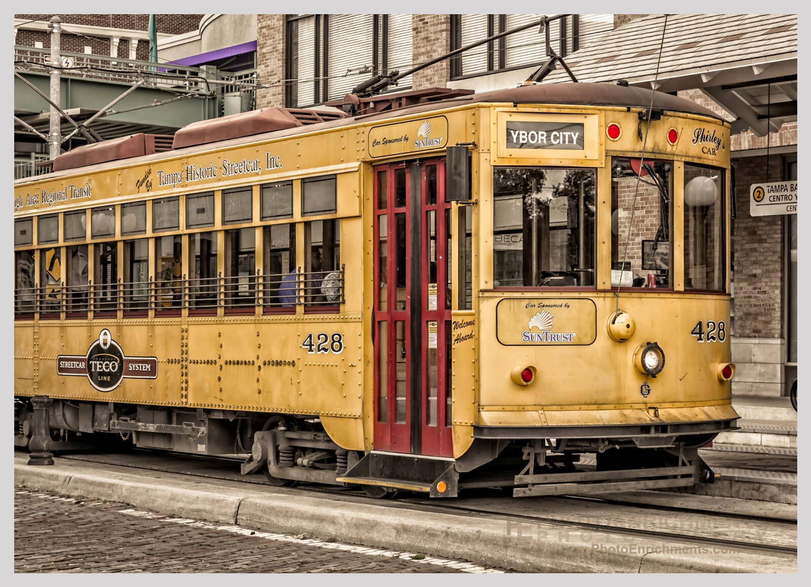 Ybor City Trolley 5″ x 7″ Color Photograph (TPA201204285X7)