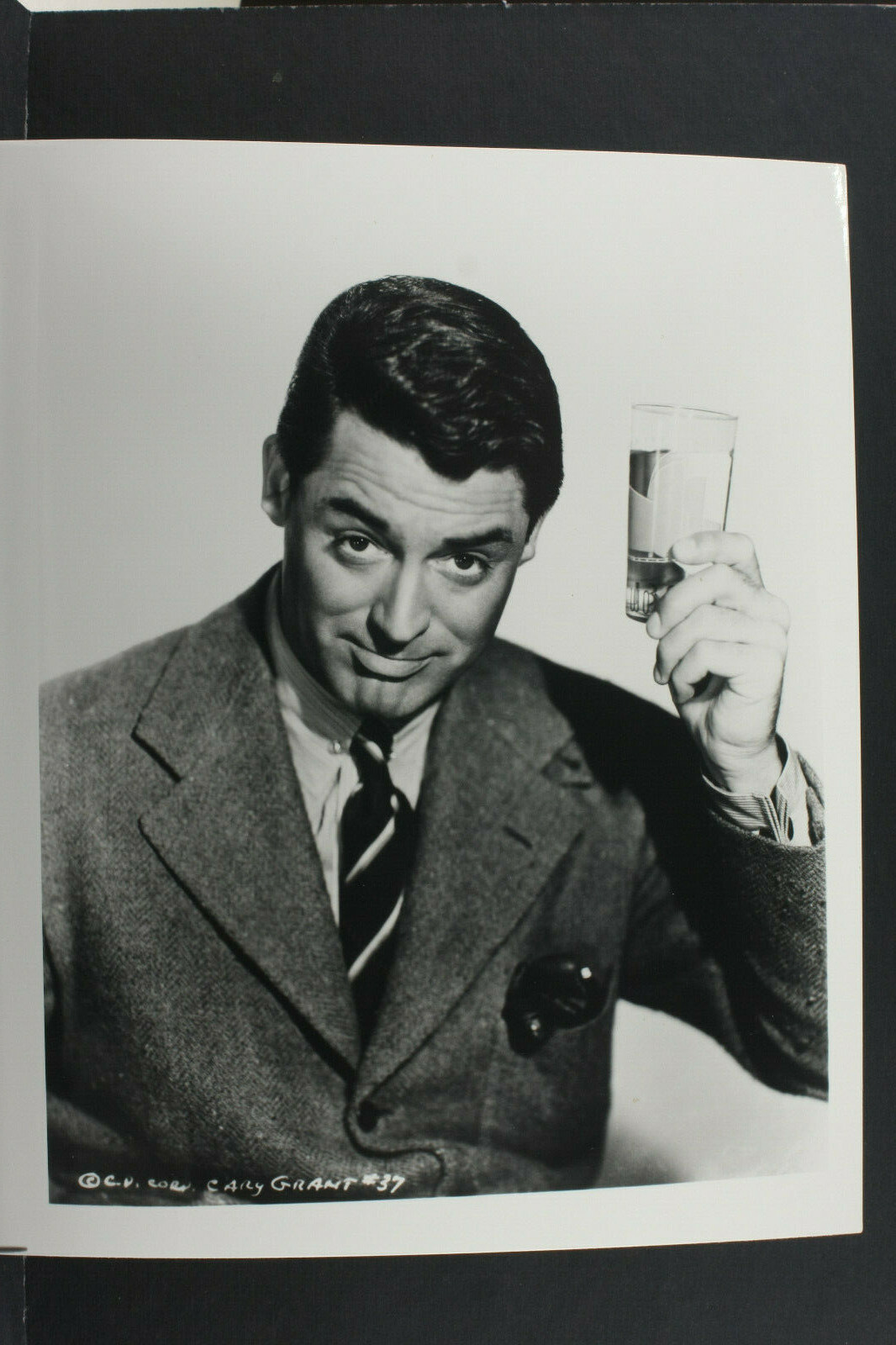 Young Cary Grant with Glass of Water – 8×10″ Photo Print – Vintage L1143C