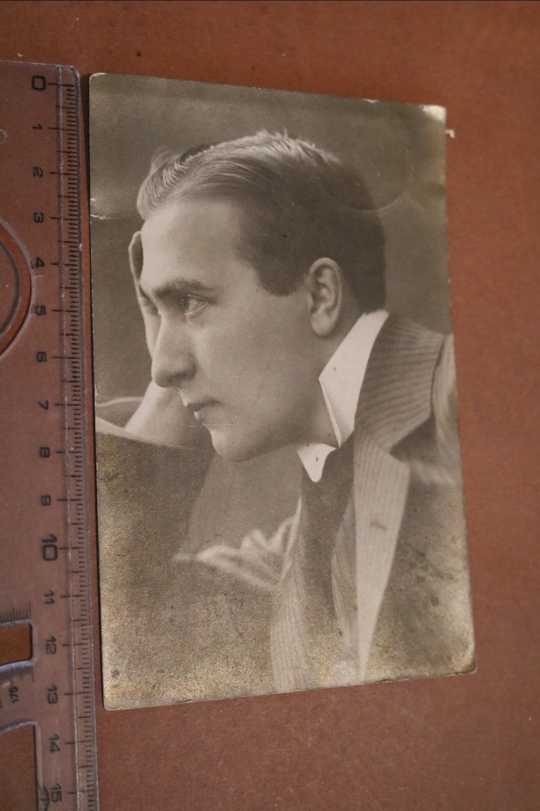 Great old photo portrait of a man famous??? Fritz Hensel or Heusel?