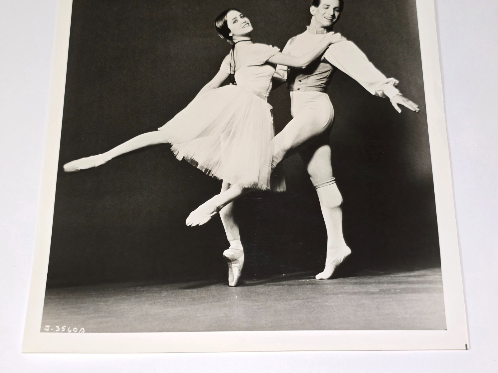 THE JOFFREY BALLET 8×10 HERBERT MIGDOLL PRESS PHOTO RIMA CORBEN DANCE 10″ DANCER